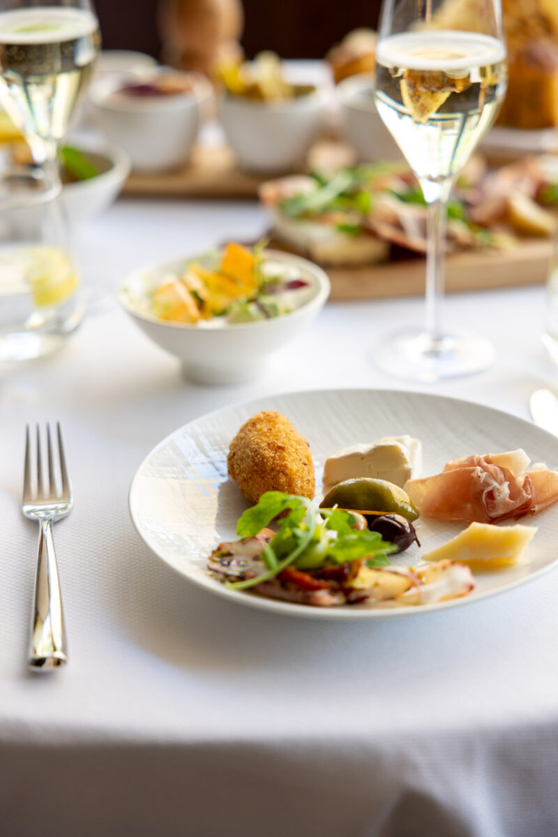 Accadémia -Lausanne SUISSE